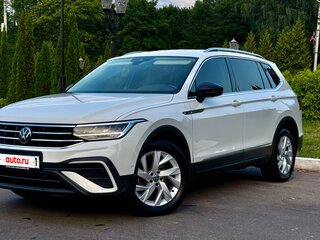 2022 Volkswagen Tiguan Allspace II Рестайлинг, белый, 2390000 рублей, вид 1