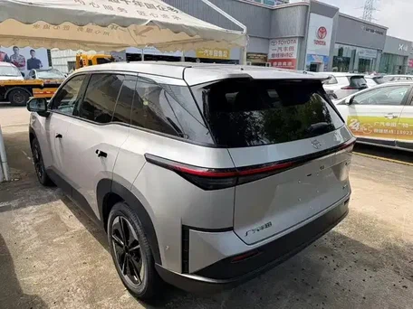 2026 Toyota bZ3X 50 kWh, серый, 2269000 рублей, вид 5