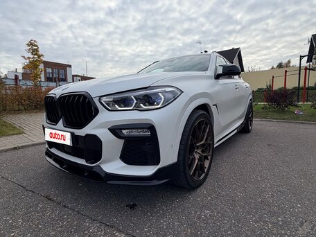 2021 BMW X6 40i III (G06), белый, 8300000 рублей, вид 1