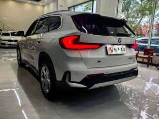 2024 BMW X1 Long 20Li sDrive III (U11/U12), белый, 3289500 рублей, вид 5