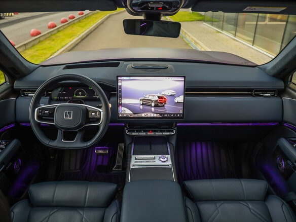 2025 Zeekr 9X 55 kWh (до 3.5 т), чёрный, 10150000 рублей - вид 15