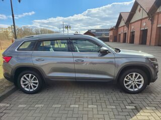 2021 Skoda Kodiaq I, серый, 3600000 рублей, вид 4
