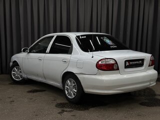 2001 Kia Sephia II, белый, 159999 рублей, вид 4