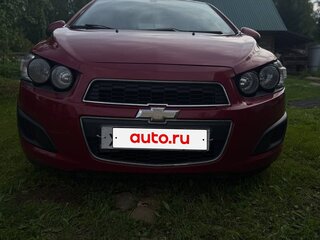 2013 Chevrolet Aveo II, красный, 599999 рублей, вид 1