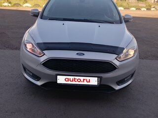 2015 Ford Focus III Рестайлинг, серебристый, 750000 рублей, вид 2