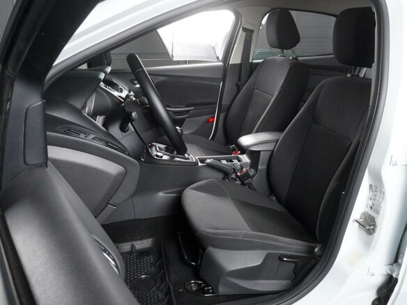 2016 Ford Focus III Рестайлинг, белый, 1299000 рублей - вид 9