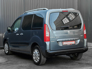 2011 Peugeot Partner II, серый, 645000 рублей, вид 4