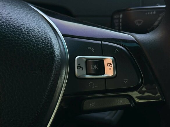 2013 Volkswagen Golf VII, чёрный, 1050000 рублей - вид 9