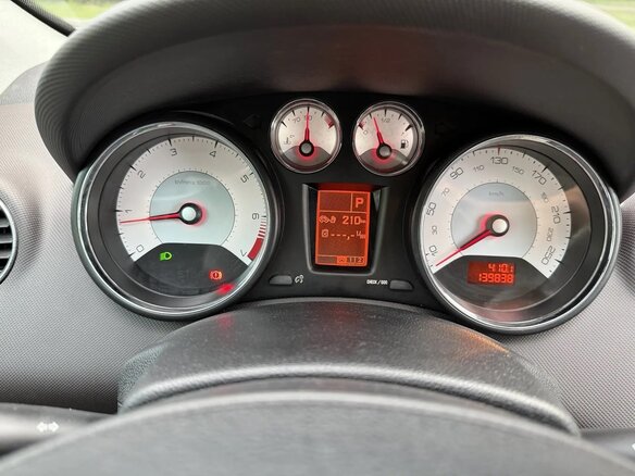 2009 Peugeot 308 I, белый - вид 10
