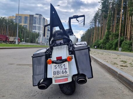 2009 Harley-Davidson Road King, белый, 1200000 рублей, вид 5