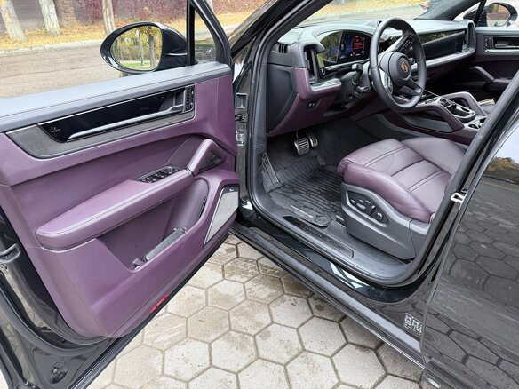 2025 Porsche Cayenne GTS Coupé III Рестайлинг, чёрный, 21900000 рублей - вид 6