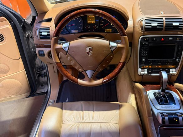 2007 Porsche Cayenne I Рестайлинг (957), бежевый, 1700000 рублей - вид 12