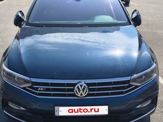 2019 Volkswagen Passat B8 Рестайлинг, синий, 1890000 рублей, вид 2