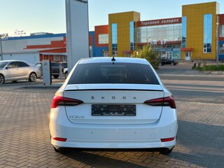 2021 Skoda Octavia IV (A8), белый, 2200000 рублей, вид 5
