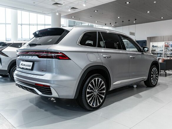 2026 Geely Monjaro I Рестайлинг, серебристый - вид 4