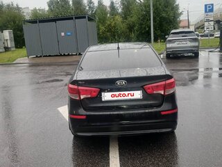 2016 Kia Rio III Рестайлинг, чёрный, 570000 рублей, вид 4