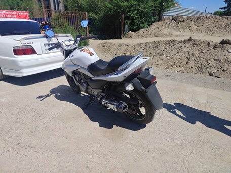 2014 Suzuki GSX-R 250, белый, 260000 рублей, вид 3
