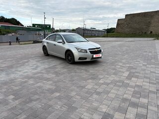 2012 Chevrolet Cruze I, серебристый, 600000 рублей, вид 1