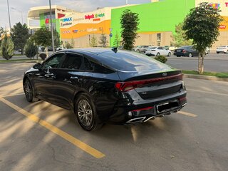 2021 Kia K5 III, синий, 2290000 рублей, вид 4
