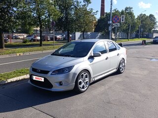 2010 Ford Focus II Рестайлинг, серебристый, 590000 рублей, вид 1