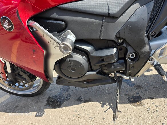 2010 Honda VFR 1200, красный, 750000 рублей - вид 14