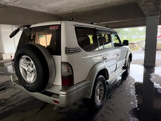 2002 Toyota Land Cruiser Prado 90 Series Рестайлинг, белый, 1650000 рублей, вид 4