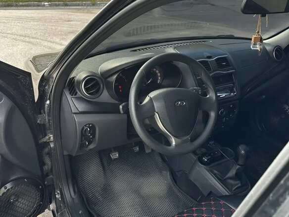 2025 Lada (ВАЗ) Granta Sportline I Рестайлинг, чёрный, 850000 рублей - вид 8