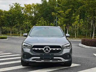 2022 Mercedes-Benz GLA 180 II (H247), серый, 2760017 рублей, вид 2