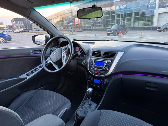 2011 Hyundai Solaris I, синий, 640000 рублей - вид 7