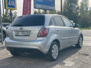 2010 Kia Rio II Рестайлинг, серебристый, 579000 рублей, вид 5