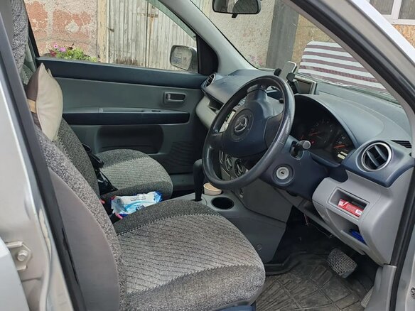 2004 Mazda Demio II (DY), серый, 250000 рублей - вид 6