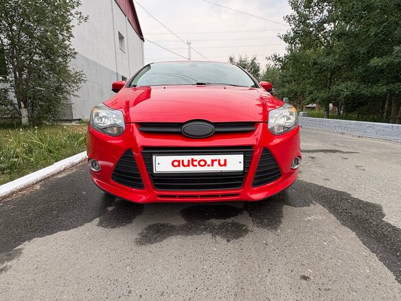 2013 Ford Focus III, красный, 850000 рублей - вид 10
