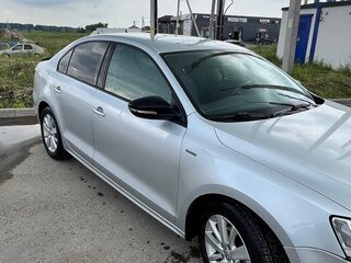 2013 Volkswagen Jetta VI, серебристый, 1210000 рублей, вид 3