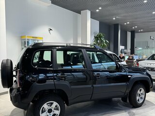 2026 Lada (ВАЗ) Niva Travel I Рестайлинг, чёрный, 1717000 рублей, вид 3