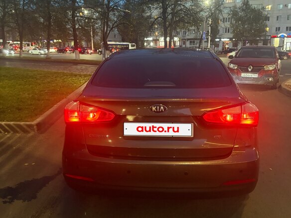 2013 Kia Cerato III, бежевый, 900000 рублей - вид 7