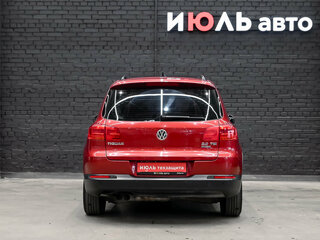2011 Volkswagen Tiguan I Рестайлинг, красный, 1100000 рублей, вид 5