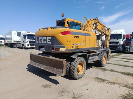 2023 SDLG E7150F, жёлтый, 7870000 рублей, вид 3