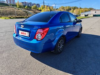 2013 Chevrolet Aveo II, синий, 750000 рублей, вид 5