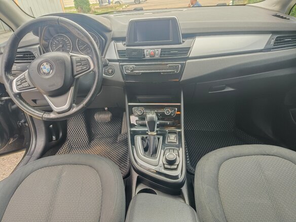 2017 BMW 2 серии Active Tourer 218i F45, белый, 950000 рублей - вид 11
