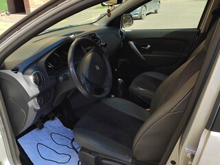2015 Renault Sandero II, серый, 880000 рублей, вид 5