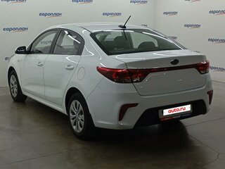 2019 Kia Rio IV, белый, 1209350 рублей, вид 4