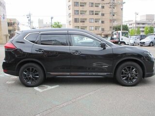 2022 Nissan X-Trail III Рестайлинг, чёрный, 2150111 рублей, вид 4