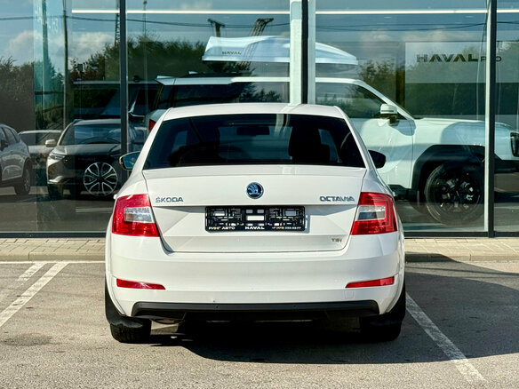2013 Skoda Octavia III (A7), белый, 875000 рублей - вид 4