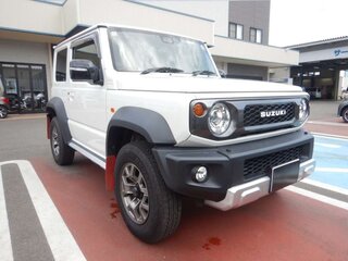 2021 Suzuki Jimny Sierra IV, белый, 1600000 рублей, вид 5