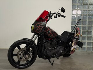 2021 Harley-Davidson Street Bob, чёрный, 1100000 рублей, вид 2