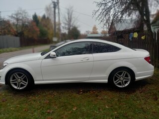 2014 Mercedes-Benz C-Класс 180 III (W204) Рестайлинг, белый, 1490000 рублей, вид 4