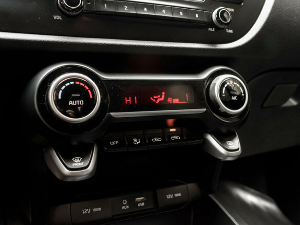 2018 Kia Rio X-Line IV, чёрный, 1580000 рублей - вид 16