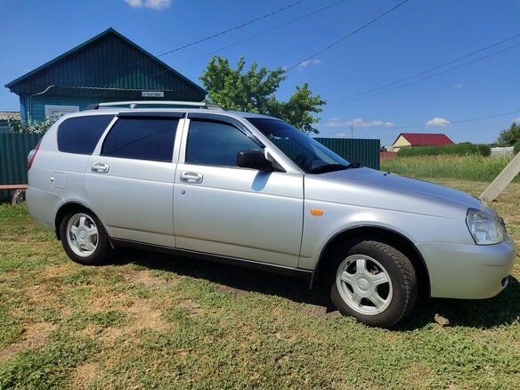 2010 Lada (ВАЗ) Priora I, серебристый, 560000 рублей - вид 2