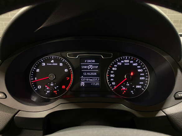 2014 Audi Q3 I (8U), оранжевый, 1730000 рублей - вид 22