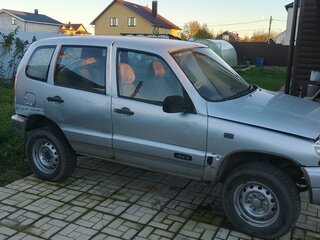 2003 Chevrolet Niva I, серебристый, 160000 рублей, вид 2
